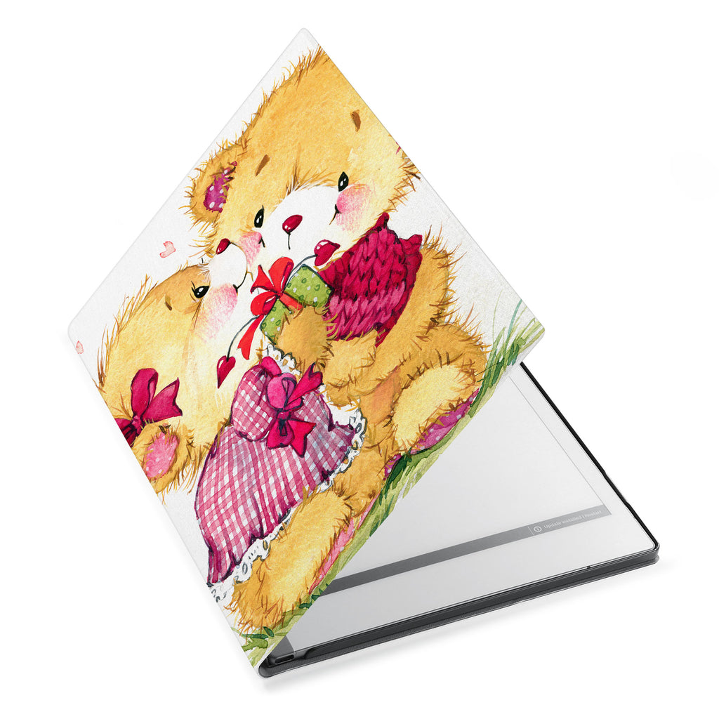 The Personalized VistaCase reMarkable Pen Holder CasewithBear design adds a touch of elegance to your device.