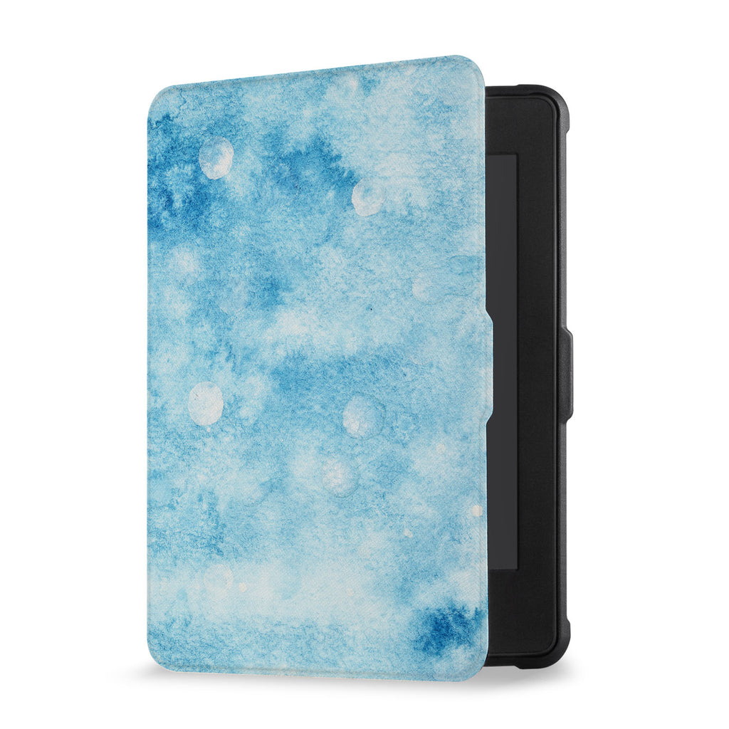 Opens and closes just like a book to wake your Kindle or put it to sleep - swap