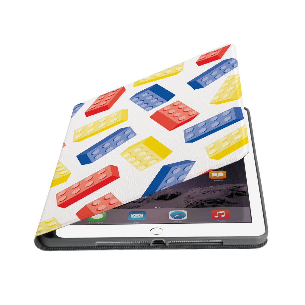 Auto wake and sleep function of the personalized iPad folio case with Retro Game design